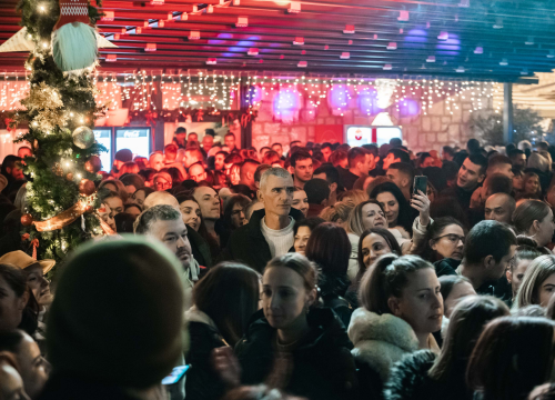 Fotografija 9 - Prodaje se moderno opremljen stan na Brodarici u blizini mora!