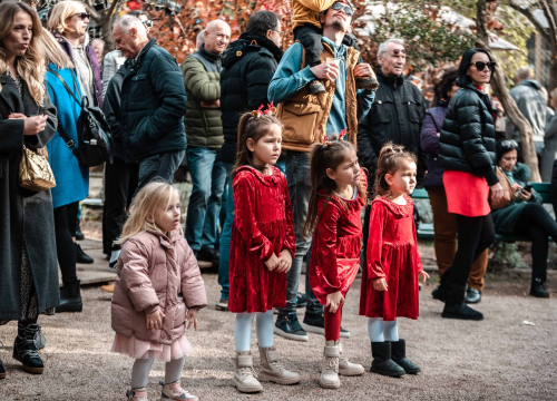 Fotografija 4 - 'Jedinstveni spoj starosti i neiskustva': Teke Yeke rasplesali sve u Parkiću