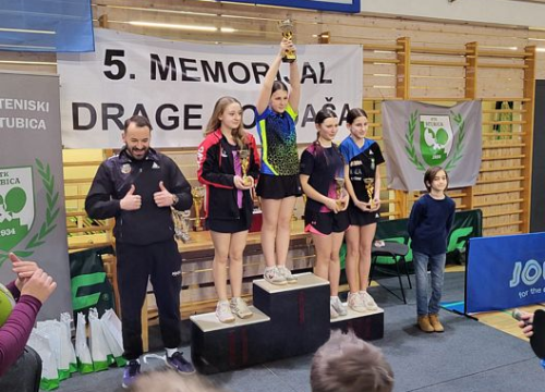 Šibenske stolnotenisačice se zadovoljne vraćaju iz Gupčeve Stubice