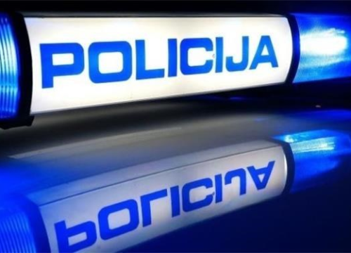 Maloljetnik u Vodicama na romobilu naglo zakočio i pao na kružnom toku. Zadobio teške tjelesne ozljede