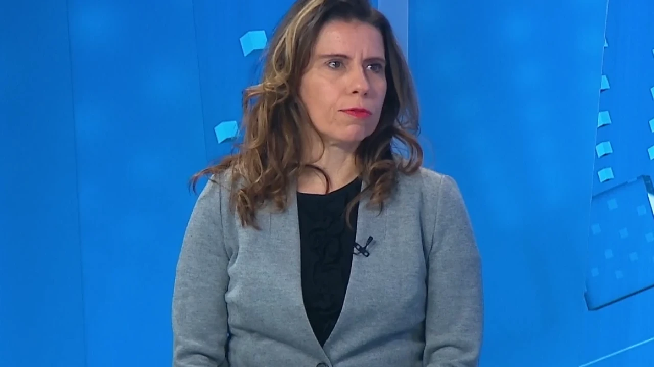 Katarina Peović kaže da bi liječnicima trebalo zabraniti da rade i javno i privatno