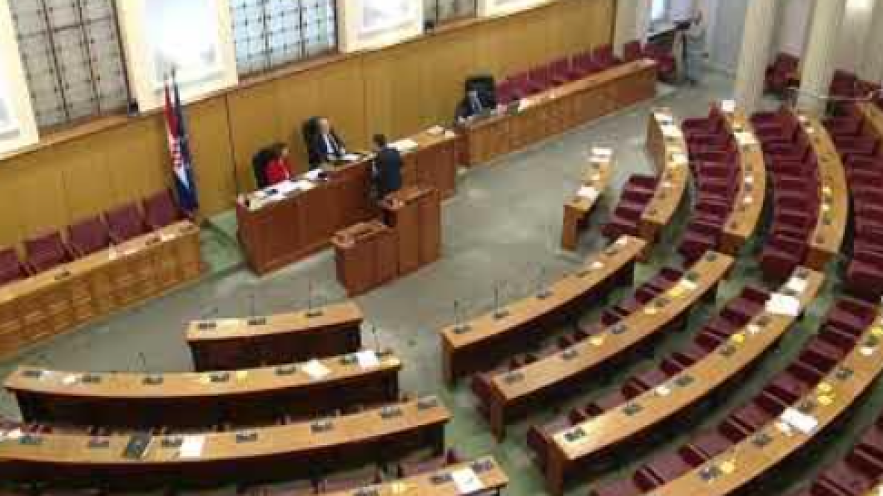 Ljevica tvrdi da se od izbora za Vrhovni sud radi cirkus, a HDZ da kandidatkinja ne zadovoljava