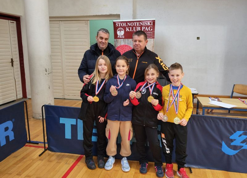 Mladi šibenski stolnotenisači ‘projurili’ otokom Pagom