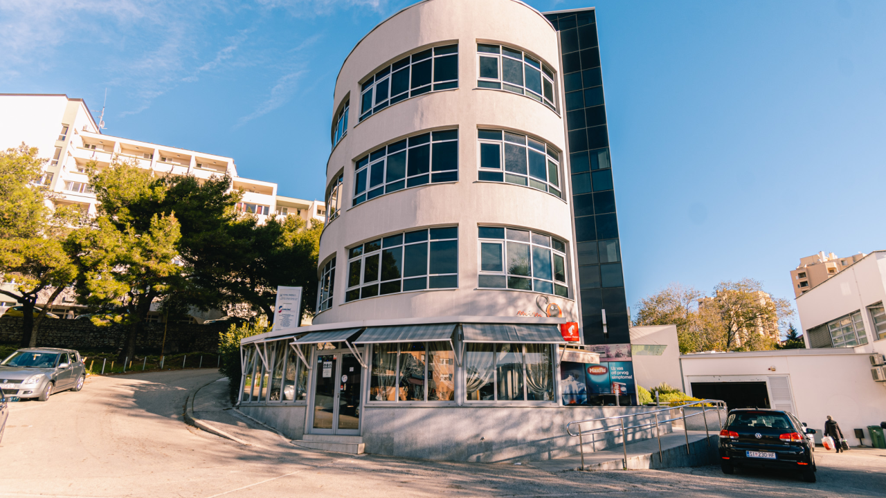 U Poliklinici Gemini bez čekanja obavite ultrazvuk abdomena te preglede interniste, gastroenterologa i kardiologa!