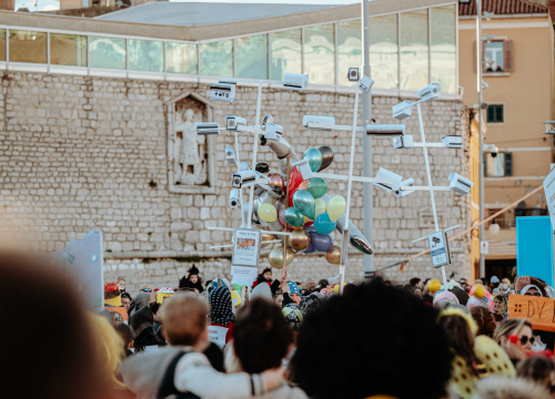 Fotografija 21 - Maškarana povorka prošla kroz grad (2. dio): Najbolja maska Lego, najprovokativnija Oko sokolovo