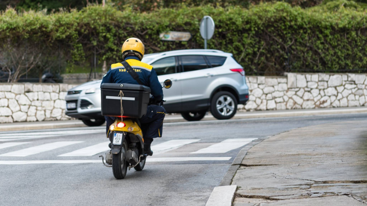 Slušateljica Radio Ritma poslala pismo 'Ritmu Srca', od Vodica do Šibenika putovalo 66 dana