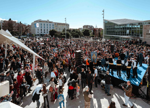 Fotografija 35 - Šibenčani masovno dočekali svjetske prvake, Tucak: 'Gdje god pođem osjećam ljubav koju mi pružate'