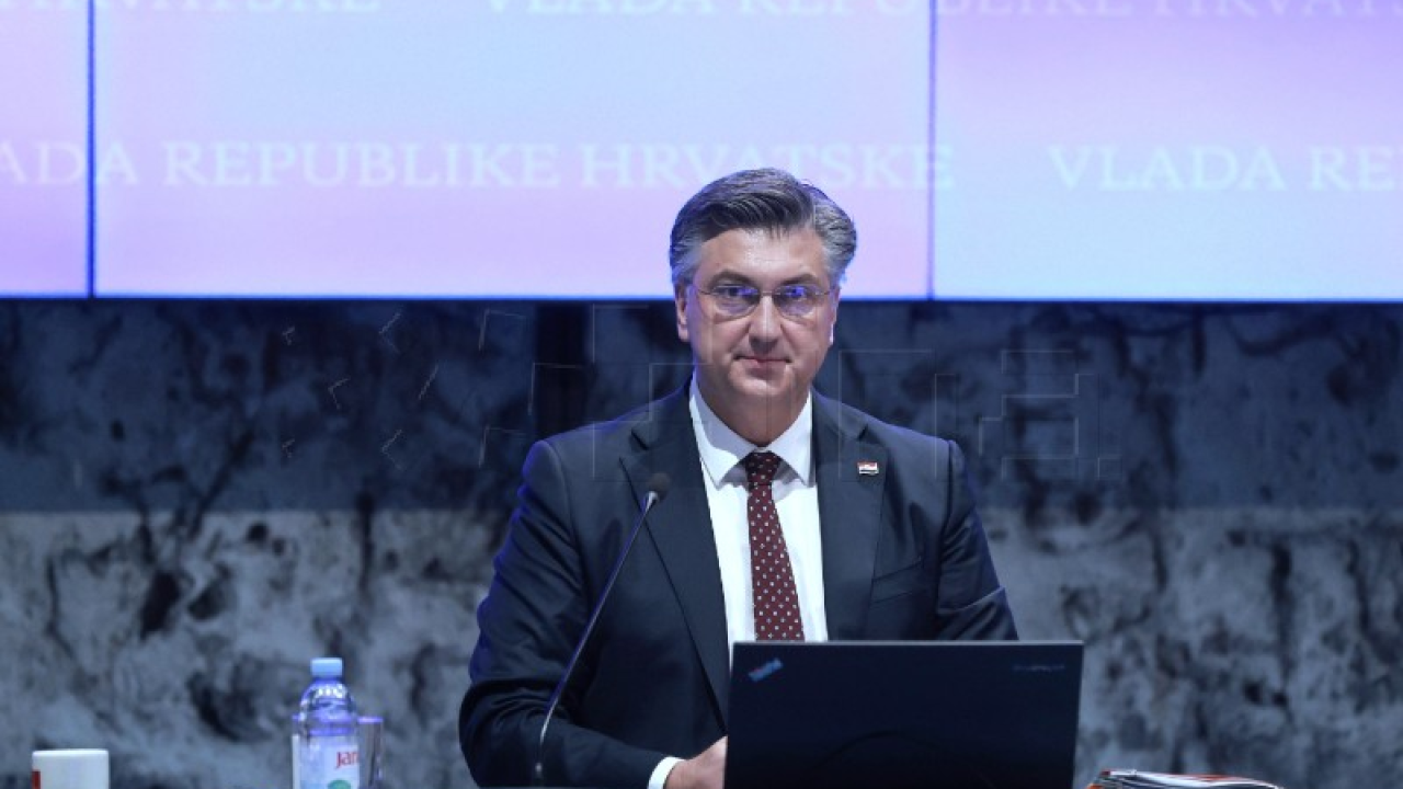 Usvojene uredbe temeljem kojih rastu plaće u državnoj i javnim službama