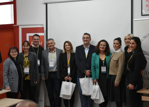 Fotografija 12 - U kninskoj srednjoj školi održano regionalno natjecanje Poslovni izazov 2024. za regiju Jug