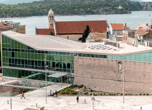 U knjižnici se danas održava tribina 'Živjeti s kroničnom/malignom bolešću'