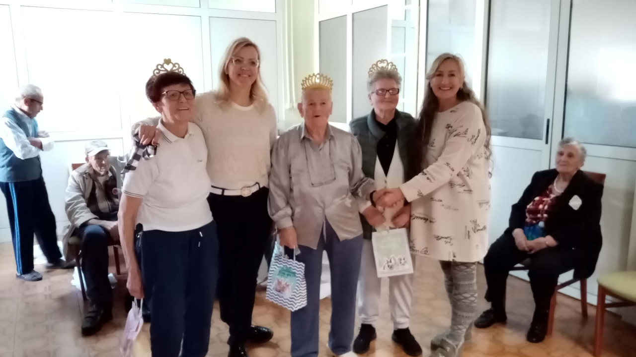 Ekipa iz 'Najljepše mame Hrvatske' posjetila Cvjetni dom i obradovala korisnike