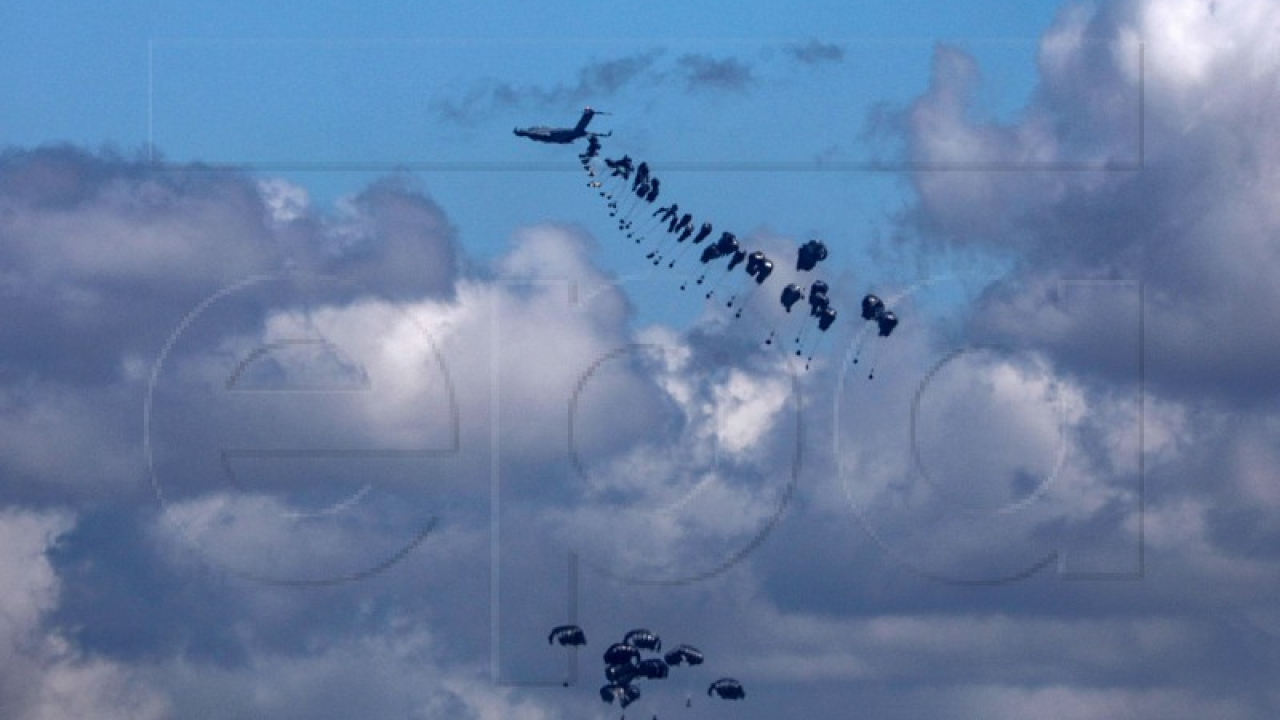 Njemačka u subotu padobranima isporučila prve zalihe pomoći Gazi