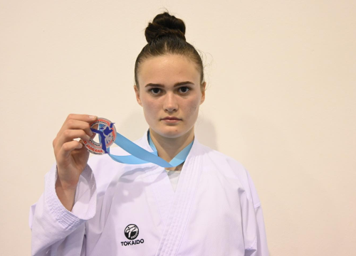 Fotografija 4 - Pirovački karataši osvojili šest medalja na međunarodnom natjecanju