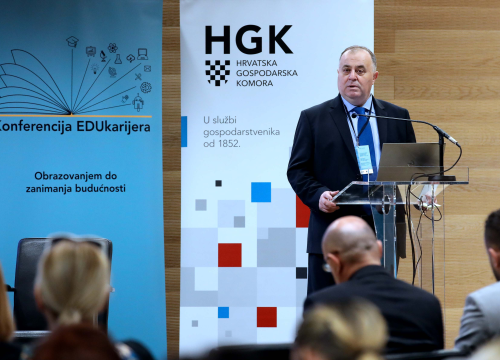 Porazno istraživanje HGK: 38 posto hrvatskih tvrtki nema budžet za edukaciju zaposlenika