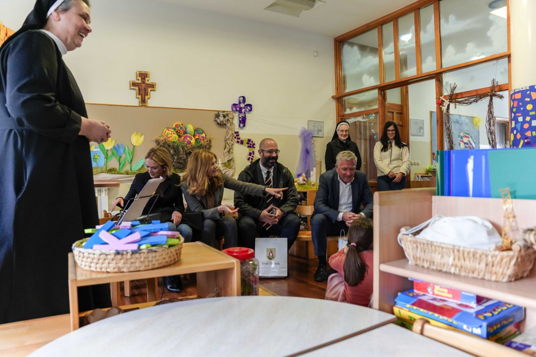 Gradonačelnik Burić posjetio Dječji vrtić Brat Sunce