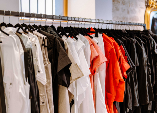 Fotografija 7 - Proljeće u Galeriju Juraj Dalmatinac donosi nove kolekcije odjeće i popust na umjetnine