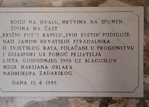 Fotografija 2 - Održan Križni put Hrvatske vojske i policije na brdu Kamenjak iznad Vranskog jezera