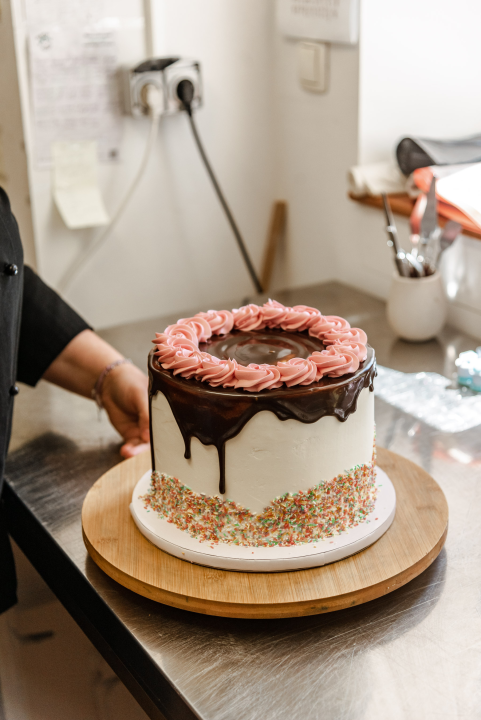 Moderato Coffee & Cakes otvorio je svoj pogon za proizvodnju na Podima!