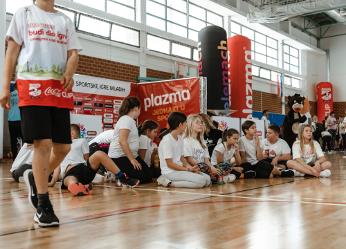Fotografija 10 - U OŠ Meterize započele Plazma sportske igre mladih: Čak 28 ekipa se natječe u graničaru