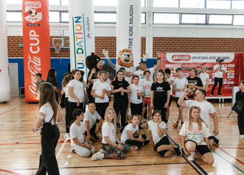 Fotografija 13 - U OŠ Meterize započele Plazma sportske igre mladih: Čak 28 ekipa se natječe u graničaru