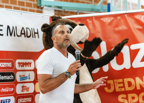 Fotografija 18 - U OŠ Meterize započele Plazma sportske igre mladih: Čak 28 ekipa se natječe u graničaru