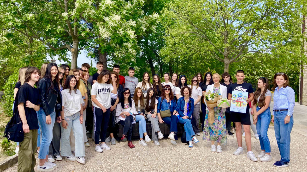 Ravnateljica NP Krka i djelatnici ugostili učenike i nastavnike iz Splita i Drniša