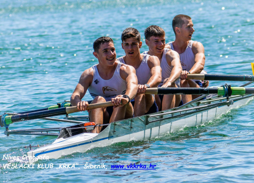 Protekli vikend u Zatonu se okupilo 450 veslača, 'Krkaši' osvojili prvo mjesto