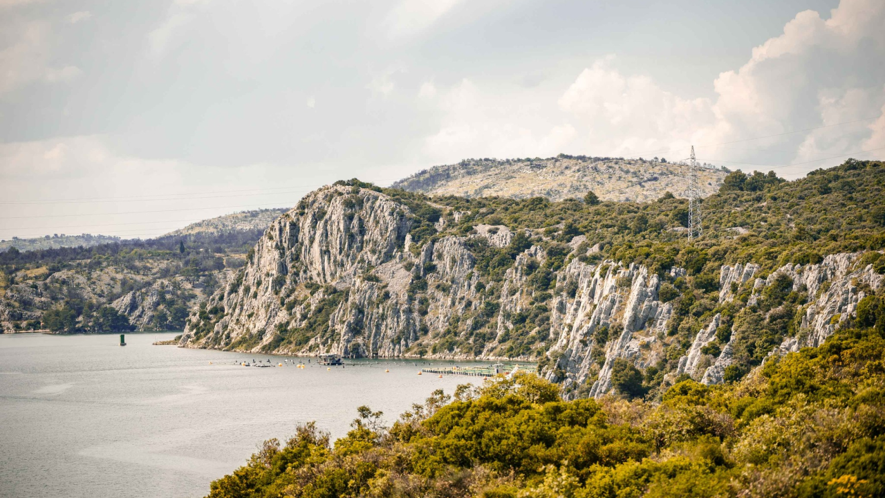 Nastavlja se oblačno i promjenjivo vrijeme