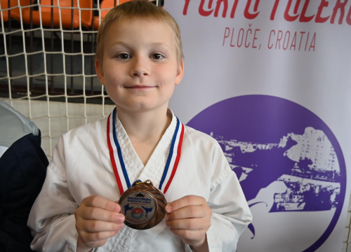 Fotografija 9 - Borci KK 'Okit' Vodice iz Ploča se vratili sa 17 zlata, 9 srebra i 4 bronce