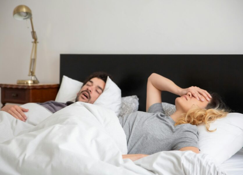 Stomatolog objasnio kako hrkanje može dovesti do gubitka zuba