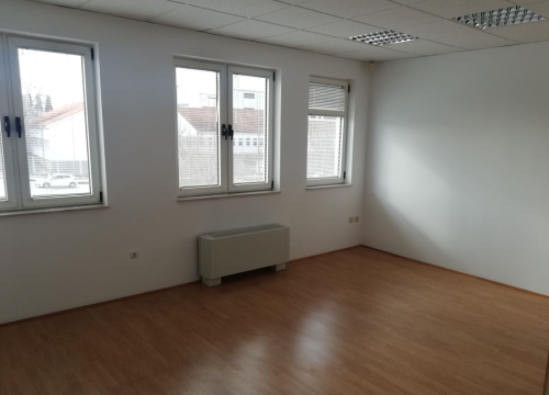 Fotografija 24 - Iznajmljuje se atraktivan uredski prostor u Šibeniku!