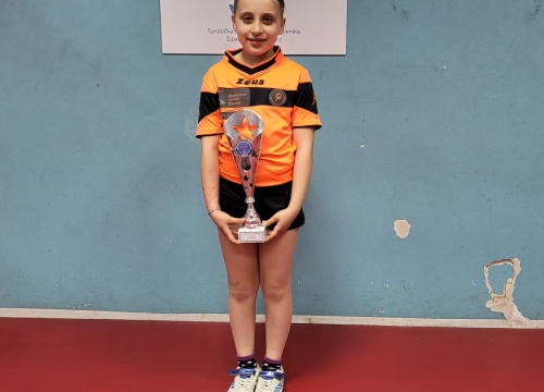 Fotografija 2 - Mlada šibenska stolnotenisačica Katja Mandić srebrna na Opatija openu