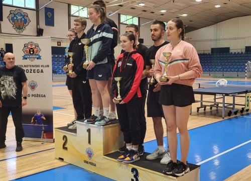 Fotografija 4 - Stolnotenisačice STK Šibenik viceprvakinje Hrvatske