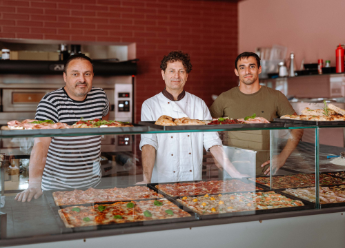 Pridružite se ekipi PULSE ARENE i PIZZAHOLIC restorana!