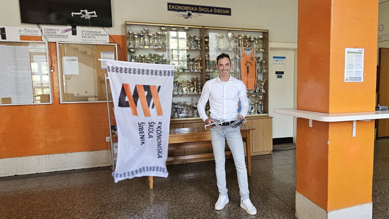 Ekonomska škola Šibenik postala prva škola koja razvija nova znanja u području bespilotnih letjelica