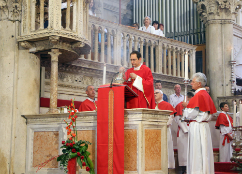 Fotografija 4 - Svetkovina Duhova proslavljena u katedrali sv. Jakova