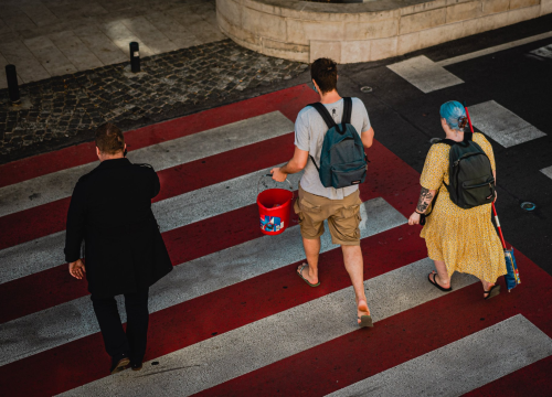 Troškovi života glavna su briga generacije Z i milenijalaca, pola ih živi od plaće do plaće