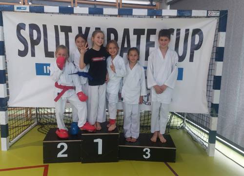 Murterski karataši uspješni na Kupu koji je okupio skoro 500 natjecatelja