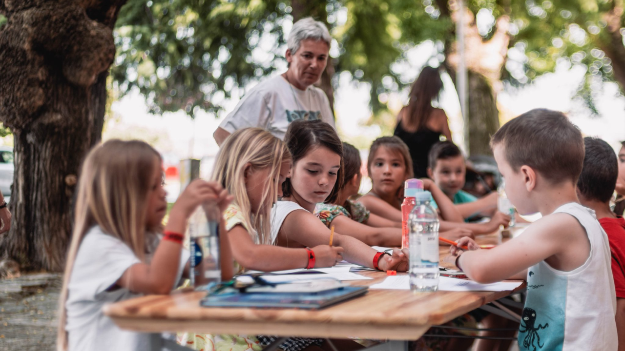 Prije podizanja festivalske zastave treba preživjeti navalu na radionice zbog koje je MDF-u 'pao' sustav