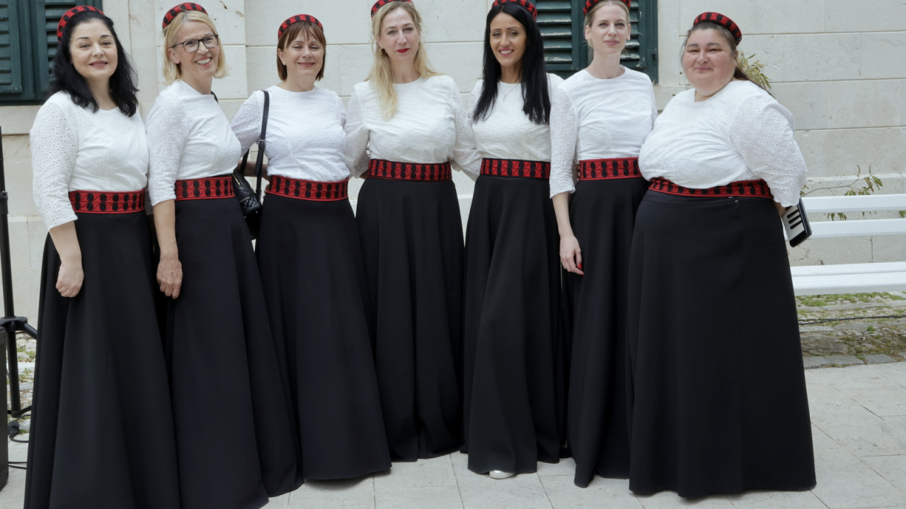 Klapa Skradinke otvorit će 16. po redu Skradinsko kulturno ljeto!