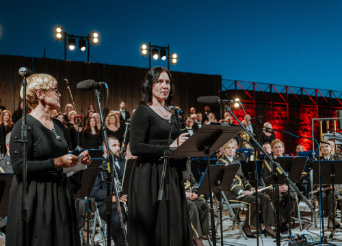 Fotografija 15 - Proslava velikog jubileja: Istinski glazbeni užitak na koncertu Kola i Orkestra HV-a na tvrđavi sv. Mihovila