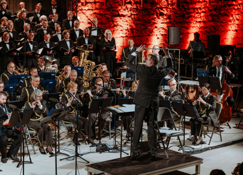 Fotografija 22 - Proslava velikog jubileja: Istinski glazbeni užitak na koncertu Kola i Orkestra HV-a na tvrđavi sv. Mihovila