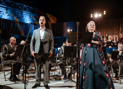 Fotografija 26 - Proslava velikog jubileja: Istinski glazbeni užitak na koncertu Kola i Orkestra HV-a na tvrđavi sv. Mihovila