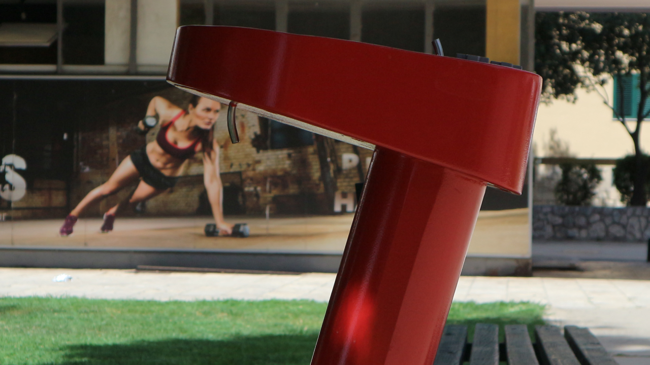 Nova javna špina na Baldekinu vodovodna je i umjetnička instalacija. Ima i ‘Amor d'cani’ modernog Šibenika