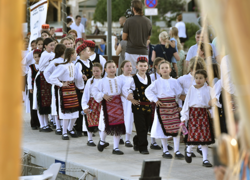 Fotografija 4 - Manifestacijom koja je okupila 500 sudionika Betinjani pokazali ljubav prema tradiciji