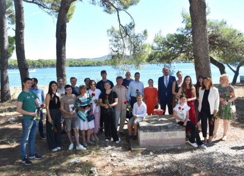 Najbolje na školskim natjecanjima Županija je nagradila iznosima od 100, 150 i 200 eura