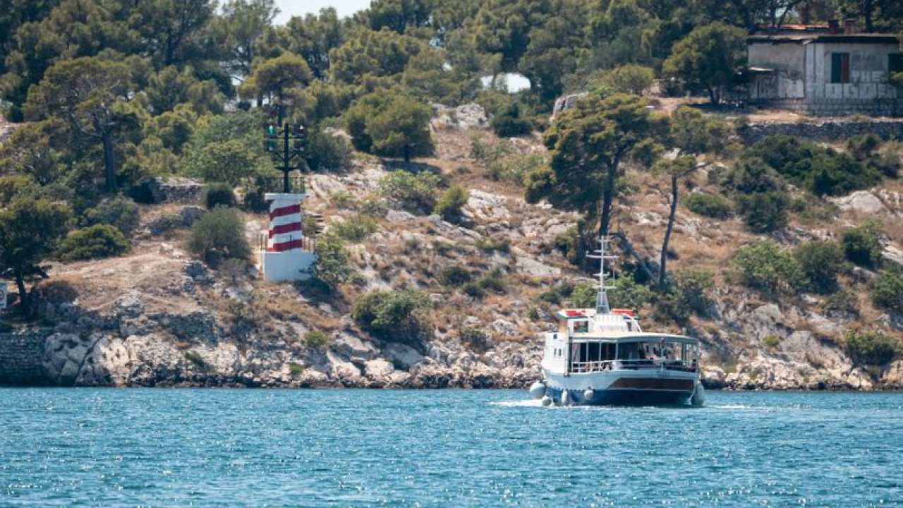 Ako ste u četvrtak mislili na kupanje na Martinsku brodom, promijenite plan