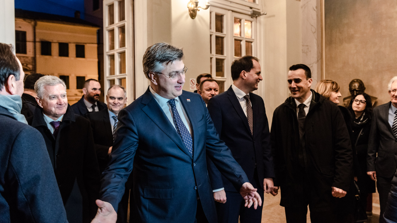 Je li tko ostao kod Plenkovića sad kad je Poljičak razriješen, a Malenica otišao prije njega?