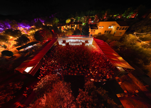 Defected Croatia: Pet tisuća partijanera uživalo u Tisnom