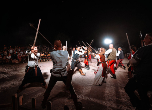 Na sv. Ivanu i rivi sljedeći tjedan uprizorenje događaja iz šibenske povijesti